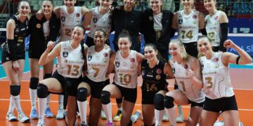 VakıfBank, THY deplasmanında avantajı kaptı!