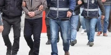 “KALKAN-22” operasyonlarında 40 göçmen kaçakçılığı organizatörü yakalandı