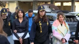 Bahar Candan hastaneye kaldirildi1 habermeydan