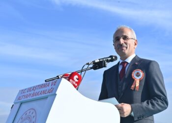 Bakan Uraloğlu 2023 yılı trafik hacim istatistiklerini değerlendirdi