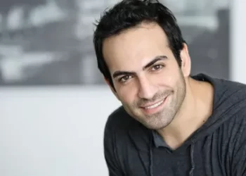 Bahar dizisinin Evren’i Buğra Gülsoy kimdir? Hangi dizi ve filmlerde oynadı?