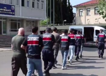 DEAŞ’a yönelik operasyonda 30 şüpheli yakalandı