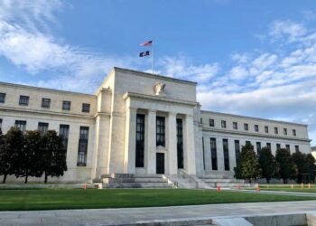 Merakla bekleniyordu! Fed faiz kararı netleşti