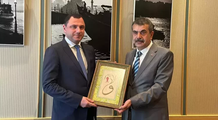 Gurcistan Egitim Bakani Amilakhvari habermeydan