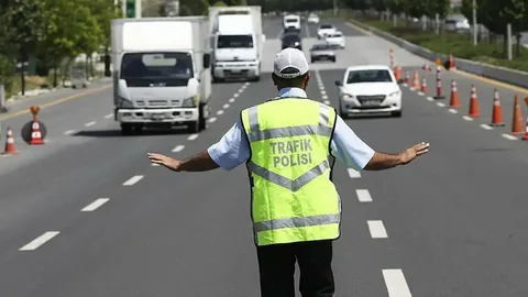 Istanbulda bugun bazi yollar trafige kapatilacak1 habermeydan