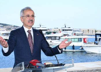 Bakan Uraloğlu Ocak-Nisan dönemine ilişkin denizcilik istatistiklerini açıkladı