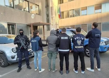 Bakan Yerlikaya: Organize suç örgütü lideri Barış Boyun yakalandı Bakan Yerlikaya: Organize suç örgütü lideri Barış Boyun yakalandı