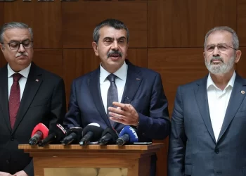 Bakan Tekin’den yeni müfredat hakkında açıklama