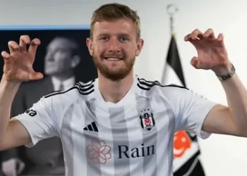 Beşiktaş’ın İngiliz stoperi Joe Worrall takıma veda etti!