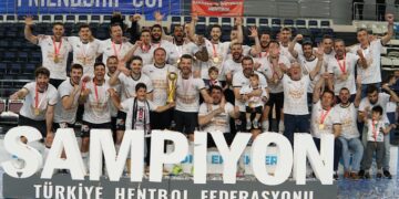 Beşiktaş Safi Çimento, Hentbolda şampiyon oldu!