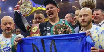 Dünya ağır sıklet boksunun yeni şampiyonu Ukraynalı Oleksandr Usyk!
