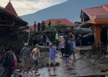 Endonezya’da sel ve toprak kayması: En az 52 ölü