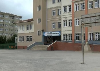 Öğretmenlerden iş bırakma eylemi