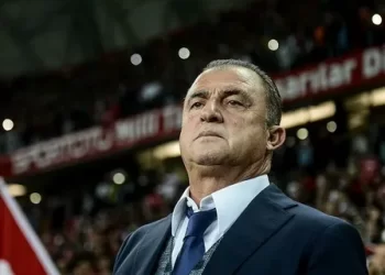 Fatih Terim, Panathinaikos’tan ayrıldığını açıkladı!