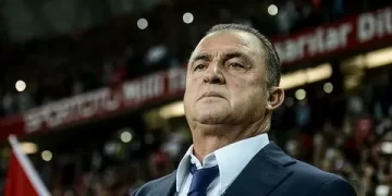 Fatih Terim, Panathinaikos’tan ayrıldığını açıkladı!