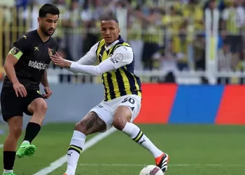 Fenerbahçe’den, Kadıköy’de 6 gollü buruk galibiyet!