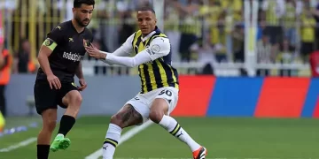 Fenerbahçe’den, Kadıköy’de 6 gollü buruk galibiyet!