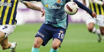 Fenerbahçe, evinde Kayserispor’u rahat geçti!