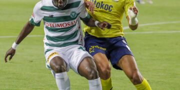 Fenerbahçe, Konya’da ağır yaralı!
