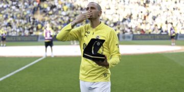 Fenerbahçe’li Bonucci futbolu bıraktı!