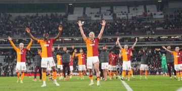 Galatasaray, Karagümrük’ü 90’da yıktı!