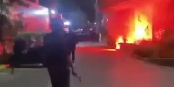 Galatasaray ve Fenerbahçe taraftarı arasında Kalamış’ta gerginlik!