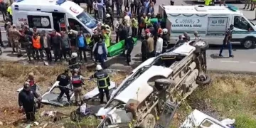 Gaziantep’te korkunç kaza! 8 kişi öldü, çok sayıda yaralı var