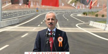 Bakan Uraloğlu: Osmaniye’yi hızlı tren ile tanıştıracağız