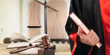 Hukuk mezunları staj için sınava girecek