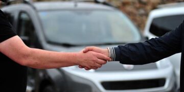 Nisan ayında ikinci el araç fiyatlarında artış oldu mu?