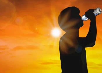 Tayland’da aşırı sıcaklar sebebiyle en az 38 kişi yaşamını yitirdi