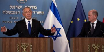 İsrail’e müttefiklerinden üst üste darbe