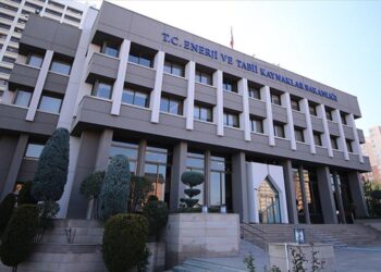 Kamu binalarında yüzde 30 enerji tasarrufu hedefleniyor