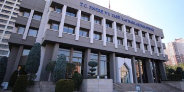 Kamu binalarında yüzde 30 enerji tasarrufu hedefleniyor