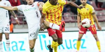 Kayserispor ile Karagümrük puanları paylaştı!
