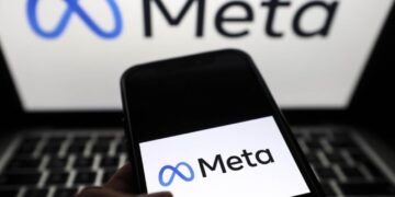 Meta, yüzlerce sahte hesabı kapattı