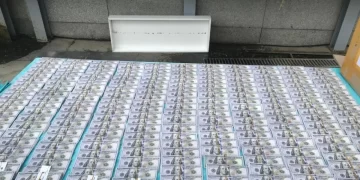 İstanbul’da sahte 1,5 milyon dolar ele geçirildi