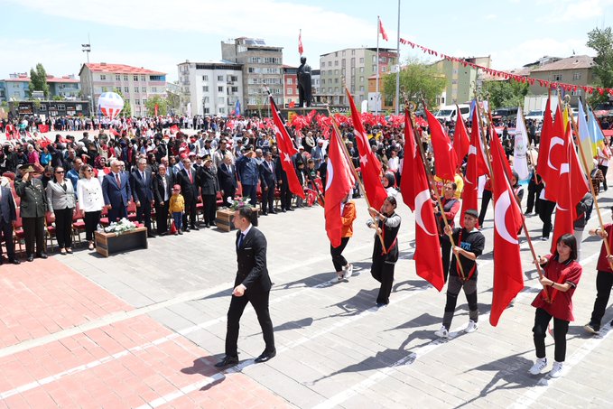 mus ta 19 mayis coskuyla kutlandi habermeydan 1