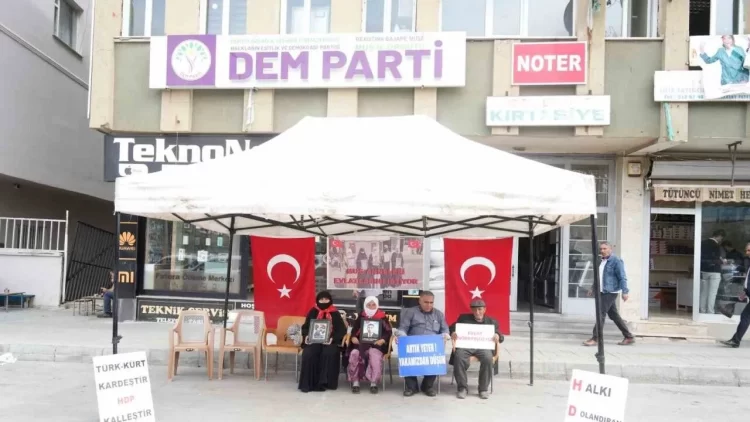 mus ta ailelerin dem parti onundeki evlat nobeti devam ediyor1 habermeydan