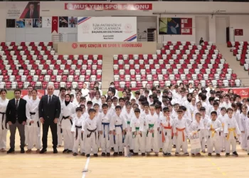 Muşlu Karateciler Kocaeli’de turnuvaya katılacak!