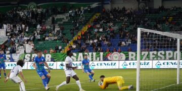 Rizespor ile Kasımpaşa yenişemedi!