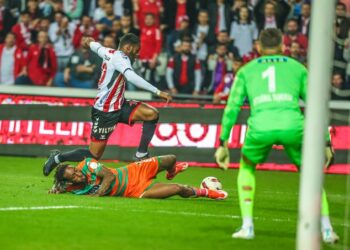 Samsunspor ile Alanyaspor puanları paylaştı!