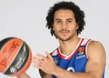Shane Larkin’den, Anadolu Efes’e 4 yıllık imza!