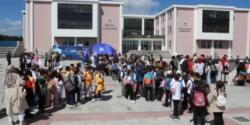 Sinop’ta, ilk ve ortaokul öğrencileri bilimle buluştu!