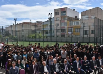 Sinop’ta TUBİTAK 4006 bilim fuarı açıldı!