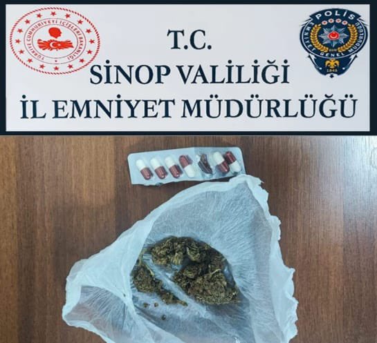 sinop ta yapilan kontrollerde supheli 3 kisiden uyusturucu cikti habermeydan