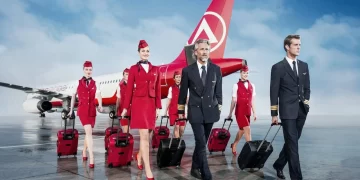 Türk Hava Yolları kabin memuru alımları için başvuruları kabul edecek