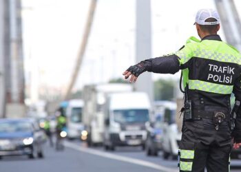 Trafik denetimlerinde 424 bin 432 araca işlem yapıldı