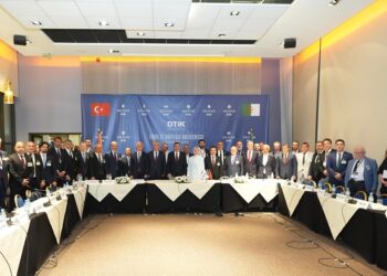 Bakan Göktaş Cezayir’deki Türk İş Dünyası Buluşması’na Katıldı