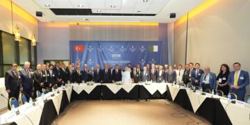 Bakan Göktaş Cezayir’deki Türk İş Dünyası Buluşması’na Katıldı